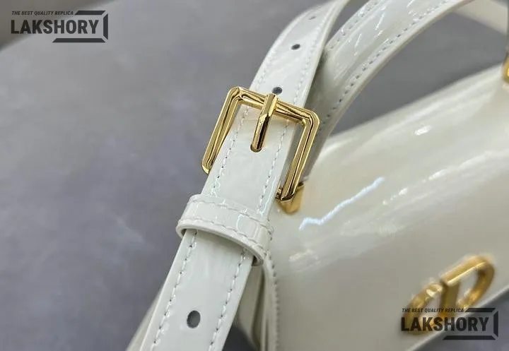 Dior 1:1 Mirror Replica 30 Montaigne Small Avenue Top Handle Bag 19CM/7.5IN Christian Dior Replica 30 Montaigne Dior 1:1 Mirror Replica 30 Montaigne Small Avenue Top Handle Bag 19CM/7.5IN Christian Dior Replica 30 Montaigne