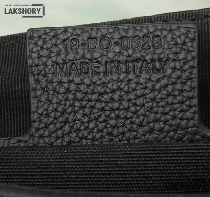 Dior 1:1 Mirror Replica Gravity Calfskin Messenger Bag w/ Flap 21CM/8.3IN Christian Dior Other Styles Dior 1:1 Mirror Replica Gravity Calfskin Messenger Bag w/ Flap 21CM/8.3IN Christian Dior Other Styles