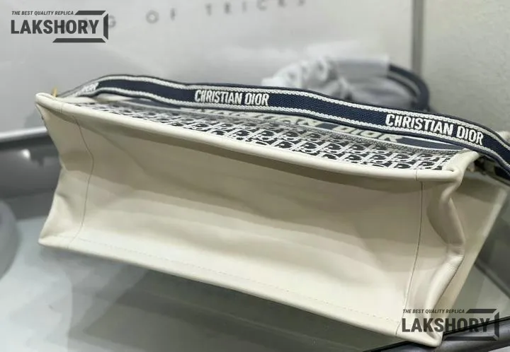 Dior 1:1 Mirror Replica Blue Oblique Chambray Embroidery & Latte Book Tote Christian Dior Replica Book Totes Dior 1:1 Mirror Replica Blue Oblique Chambray Embroidery & Latte Book Tote Christian Dior Replica Book Totes