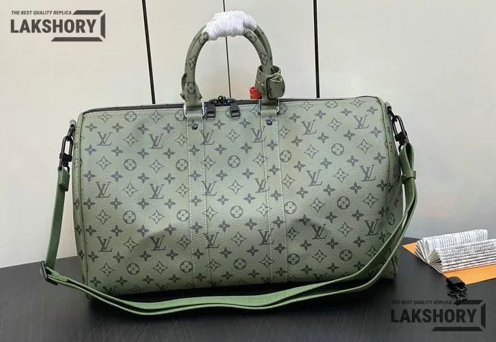 Louis Vuitton 1:1 Mirror Replica Keepall Bandouliere Khaki Green/Vermillion Red Louis Vuitton Replica Keepall Louis Vuitton 1:1 Mirror Replica Keepall Bandouliere Khaki Green/Vermillion Red Louis Vuitton Replica Keepall