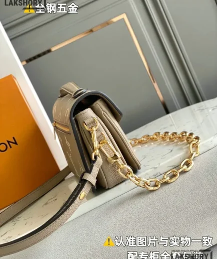 Louis Vuitton 1:1 Mirror Replica Pochette Metis East West Tourterelle Gray 21.5CM/8.5IN Louis Vuitton Replica Pochette Metis