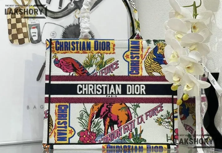 Dior 1:1 Mirror Replica Animal Jungle Book Tote Motif Embroidery Multicolour Christian Dior Replica Book Totes Dior 1:1 Mirror Replica Animal Jungle Book Tote Motif Embroidery Multicolour Christian Dior Replica Book Totes