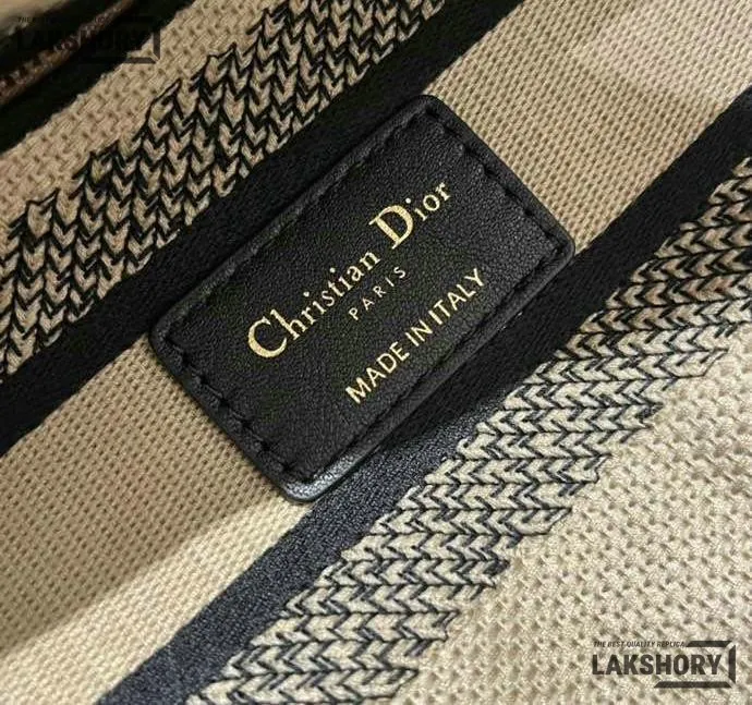 Dior 1:1 Mirror Replica Beige Toile de Jouy Embroidered Lady D-Lite 24CM/9.4IN Christian Dior Replica Lady Dior 1:1 Mirror Replica Beige Toile de Jouy Embroidered Lady D-Lite 24CM/9.4IN Christian Dior Replica Lady