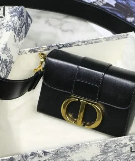 Dior 1:1 Mirror Replica Mini Black 30 Montaigne Box Sling Bag 17.5CM/6.9IN Christian Dior Replica 30 Montaigne