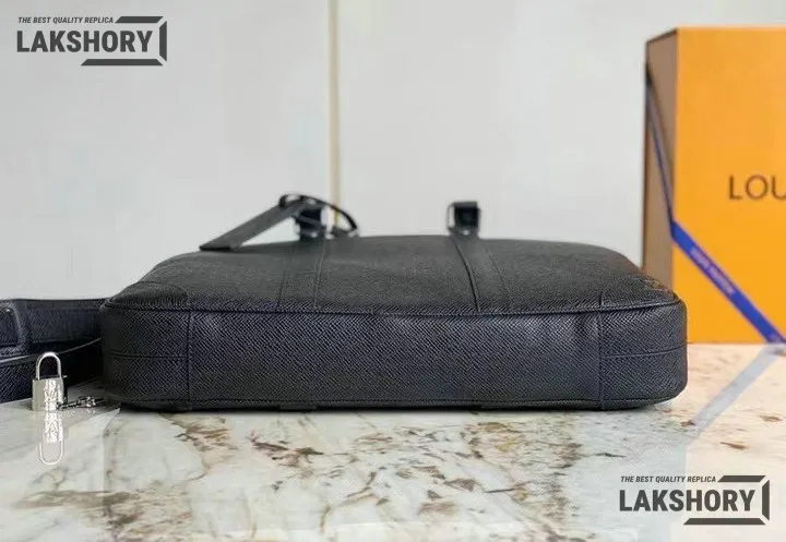 Louis Vuitton 1:1 Mirror Replica Porte-Documents Voyage PM 36.5CM/14.4IN Louis Vuitton Replica Business Bags Louis Vuitton 1:1 Mirror Replica Porte-Documents Voyage PM 36.5CM/14.4IN Louis Vuitton Replica Business Bags