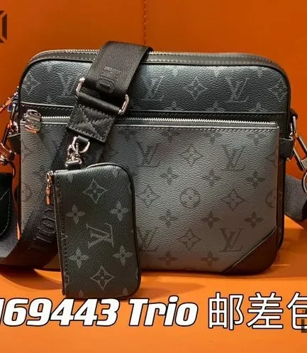Louis Vuitton 1:1 Mirror Replica Reverse Monogram Eclipse Trio Messenger 25CM/9.8IN Louis Vuitton Replica Pochette Accessories