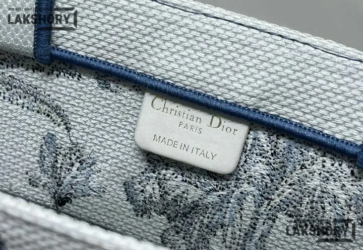 Dior 1:1 Mirror Replica Dioriviera Book Tote Toile de Jouy Palms White & Blue Christian Dior Replica Book Totes Dior 1:1 Mirror Replica Dioriviera Book Tote Toile de Jouy Palms White & Blue Christian Dior Replica Book Totes