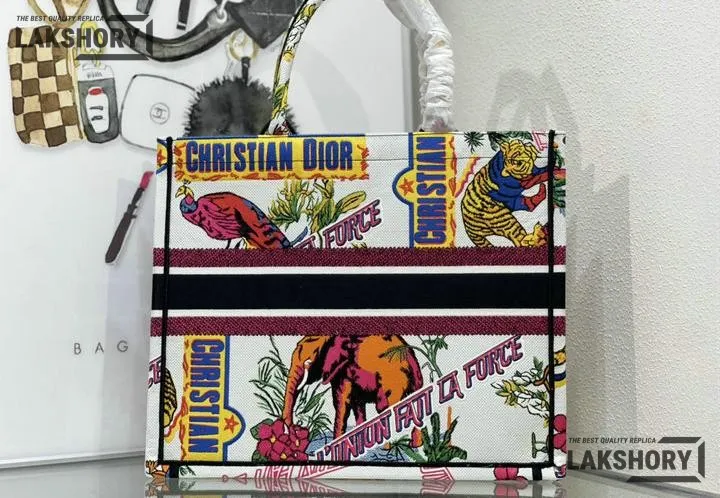 Dior 1:1 Mirror Replica Animal Jungle Book Tote Motif Embroidery Multicolour Christian Dior Replica Book Totes Dior 1:1 Mirror Replica Animal Jungle Book Tote Motif Embroidery Multicolour Christian Dior Replica Book Totes