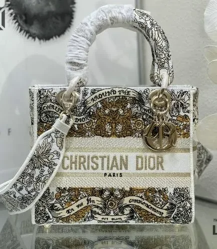 Dior 1:1 Mirror Replica Lady D-Lite Latte Around the World Motif 24CM/9.4IN Christian Dior Replica Lady