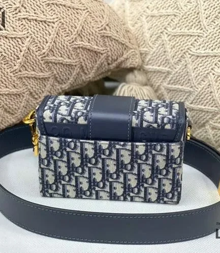 Dior 1:1 Mirror Replica Mini 30 Montaigne Box Oblique Bag 17.5CM/6.9IN Christian Dior Replica 30 Montaigne