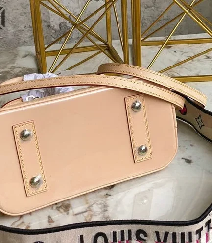 Louis Vuitton 1:1 Mirror Replica Alma BB Monogram Canvas Brown 23.5CM/9.3IN Louis Vuitton Replica Alma