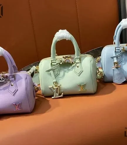 Louis Vuitton 1:1 Mirror Replica  Leather Speedy 18 Bandoulire Damier 18CM/7.1IN Louis Vuitton Replica Speedy