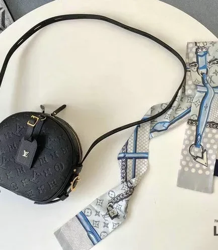 Louis Vuitton 1:1 Mirror Replica Empreinte Boite Chapeau Souple MM Black 22.5CM/8.9IN Louis Vuitton Replica Boite Chapeau