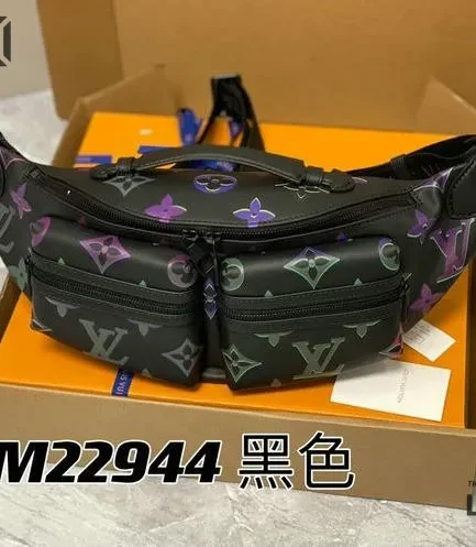 Louis Vuitton 1:1 Mirror Replica Calfskin Spotlight Comet Bumbag Black Borealis 45CM/17.7IN Louis Vuitton Replica Bumbag