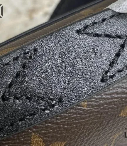 Louis Vuitton 1:1 Mirror Replica S Lock Messenger Monogram Macassar Sling Bag 21CM/8.3IN Louis Vuitton Replica Bumbag