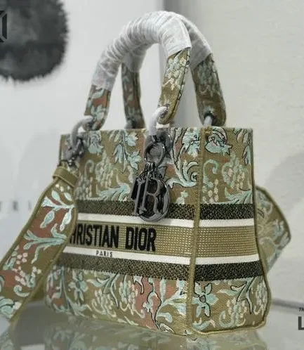 Dior 1:1 Mirror Replica Embroidered Toile De Jouy Lady D-Lite 24CM/9.4IN Christian Dior Replica Lady