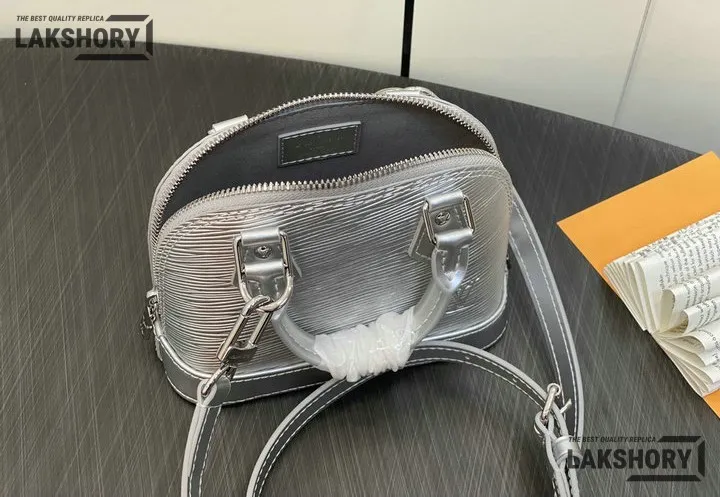 Louis Vuitton 1:1 Mirror Replica Nano Alma Epi Leather 18CM/7.1IN Louis Vuitton Replica Alma Louis Vuitton 1:1 Mirror Replica Nano Alma Epi Leather 18CM/7.1IN Louis Vuitton Replica Alma