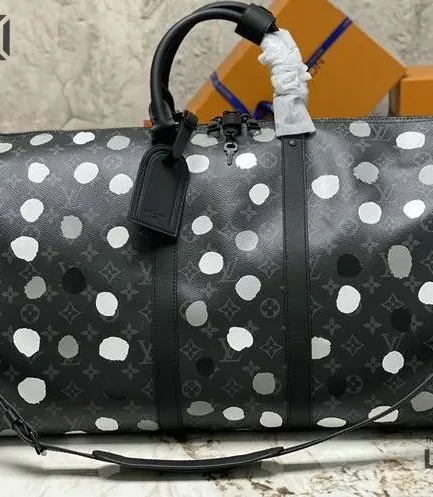 Louis Vuitton 1:1 Mirror Replica x Yayoi Kusama Keepall 55 Monogram Eclipse 55CM/21.7IN Louis Vuitton Replica Keepall