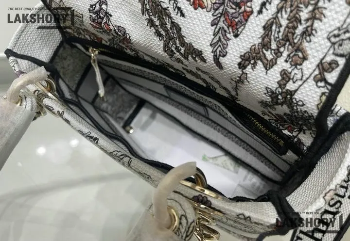 Dior 1:1 Mirror Replica Embroidery Canvas Medium Lady D-Lite 24CM/9.4IN Christian Dior Replica Lady Dior 1:1 Mirror Replica Embroidery Canvas Medium Lady D-Lite 24CM/9.4IN Christian Dior Replica Lady