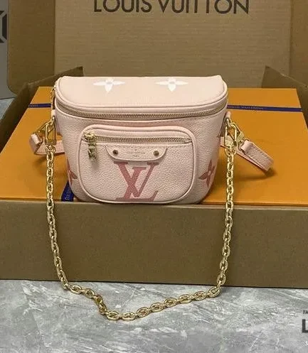 Louis Vuitton 1:1 Mirror Replica Mini Bumbag Monogram 17CM/6.7IN Louis Vuitton Replica Bumbag