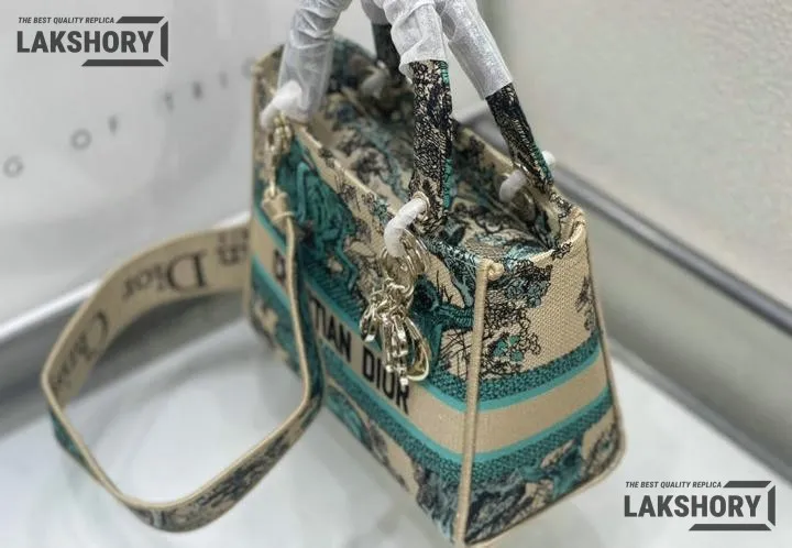 Dior 1:1 Mirror Replica Lady D-Lite Medium 2way Bag 24CM/9.4IN Christian Dior Replica Lady Dior 1:1 Mirror Replica Lady D-Lite Medium 2way Bag 24CM/9.4IN Christian Dior Replica Lady