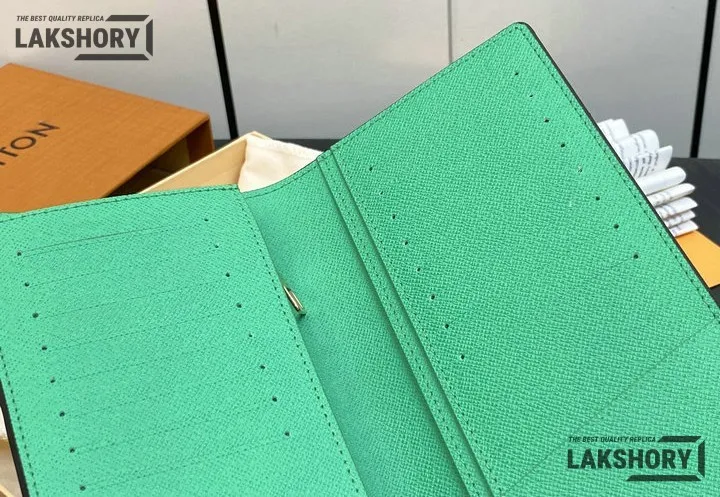 Louis Vuitton 1:1 Mirror Replica Portefeuille Brazza Long Wallet 19CM/7.5IN Louis Vuitton Replica Wallets Louis Vuitton 1:1 Mirror Replica Portefeuille Brazza Long Wallet 19CM/7.5IN Louis Vuitton Replica Wallets