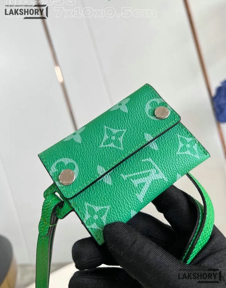 Louis Vuitton 1:1 Mirror Replica Taigarama Coin Purse 10CM/3.9IN Louis Vuitton Replica Wallets Louis Vuitton 1:1 Mirror Replica Taigarama Coin Purse 10CM/3.9IN Louis Vuitton Replica Wallets