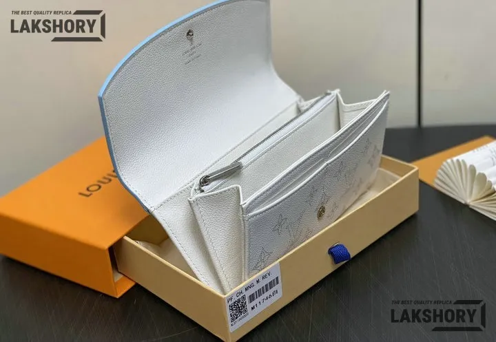 Louis Vuitton 1:1 Mirror Replica Mahina Iris Wallet NM Ivory 19CM/7.5IN Louis Vuitton Replica Wallets Louis Vuitton 1:1 Mirror Replica Mahina Iris Wallet NM Ivory 19CM/7.5IN Louis Vuitton Replica Wallets