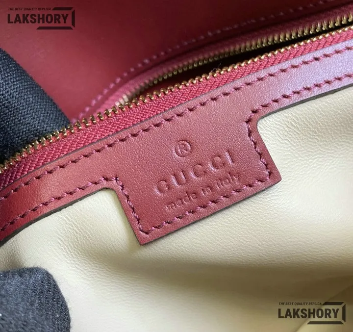 Gucci 1:1 Mirror Replica GG Marmont Medium Leather Bag Red 26CM/10.2IN Gucci Replica Marmont Bags Gucci 1:1 Mirror Replica GG Marmont Medium Leather Bag Red 26CM/10.2IN Gucci Replica Marmont Bags