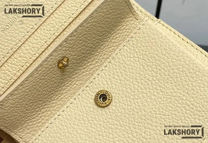 Louis Vuitton 1:1 Mirror Replica Low Key Compact Wallet Low Key 11CM/4.3IN Louis Vuitton Replica Wallets Louis Vuitton 1:1 Mirror Replica Low Key Compact Wallet Low Key 11CM/4.3IN Louis Vuitton Replica Wallets