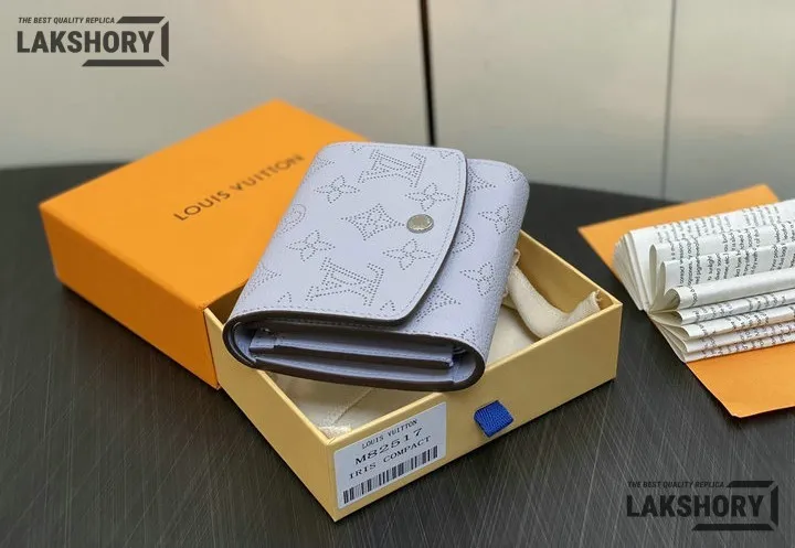 Louis Vuitton 1:1 Mirror Replica Mahina Degrade Iris Compact Wallet NM Blue 12CM/4.7IN Louis Vuitton Replica Wallets Louis Vuitton 1:1 Mirror Replica Mahina Degrade Iris Compact Wallet NM Blue 12CM/4.7IN Louis Vuitton Replica Wallets