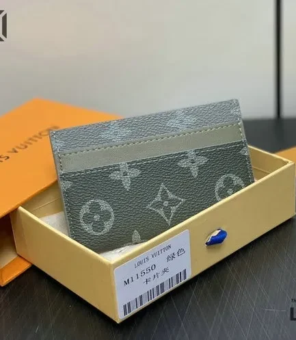 Louis Vuitton 1:1 Mirror Replica Monogram Double Card Holder 7CM/2.8IN Louis Vuitton Replica Wallets Louis Vuitton 1:1 Mirror Replica Monogram Double Card Holder 7CM/2.8IN Louis Vuitton Replica Wallets