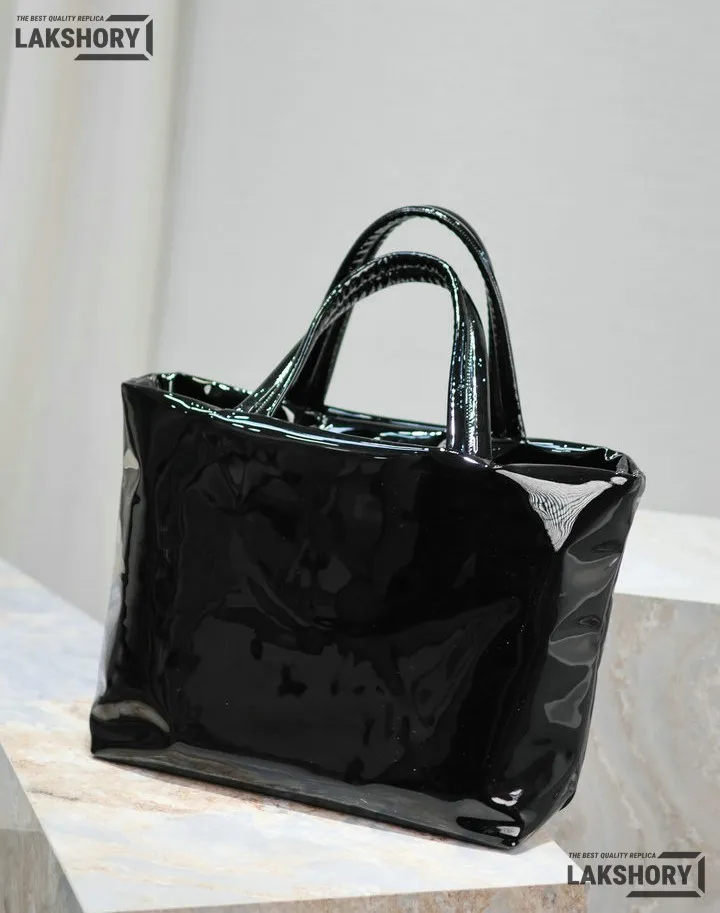 YSL 1:1 Mirror Replica Padded Cowhide Maxi Tote Bag Black 50CM/19.7IN Replica Tote Bags YSL 1:1 Mirror Replica Padded Cowhide Maxi Tote Bag Black 50CM/19.7IN Replica Tote Bags