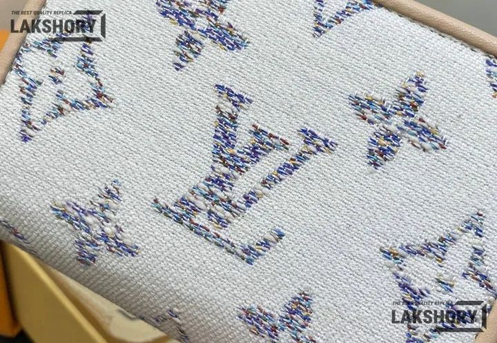 Louis Vuitton 1:1 Mirror Replica Monogram Jacquard Lou Wallet White 11.5CM/4.5IN Louis Vuitton Replica Wallets Louis Vuitton 1:1 Mirror Replica Monogram Jacquard Lou Wallet White 11.5CM/4.5IN Louis Vuitton Replica Wallets