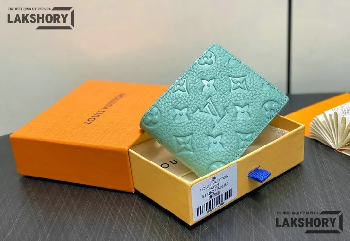 Louis Vuitton 1:1 Mirror Replica Multiple Wallet Taurillon Monogram 11CM/4.3IN Louis Vuitton Replica Wallets Louis Vuitton 1:1 Mirror Replica Multiple Wallet Taurillon Monogram 11CM/4.3IN Louis Vuitton Replica Wallets