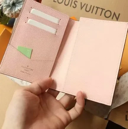 Louis Vuitton 1:1 Mirror Replica Christmas Animation Big Wheel Passport Cover Rose Ballerine 14CM/5.5IN Louis Vuitton Replica Wallets