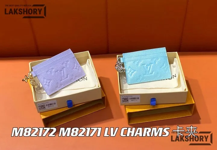 Louis Vuitton 1:1 Mirror Replica Monogram Empreinte LV Charms Card Holder 7CM/2.8IN Louis Vuitton Replica Wallets Louis Vuitton 1:1 Mirror Replica Monogram Empreinte LV Charms Card Holder 7CM/2.8IN Louis Vuitton Replica Wallets
