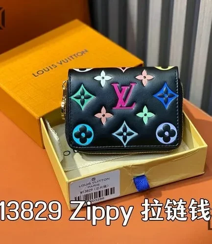Louis Vuitton 1:1 Mirror Replica Lambskin Embossed Monogram LV Ski Lou Coussin Wallet 11CM/4.3IN Louis Vuitton Replica Wallets