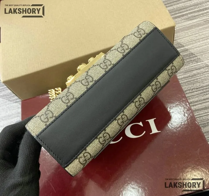 Gucci 1:1 Mirror Replica Small Padlock Shoulder Bag GG Supreme 20CM/7.9IN Gucci Replica Padlock Bags Gucci 1:1 Mirror Replica Small Padlock Shoulder Bag GG Supreme 20CM/7.9IN Gucci Replica Padlock Bags