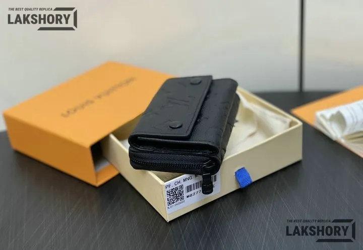 Louis Vuitton 1:1 Mirror Replica Zipped Organizer Monogram Eclipse 10.5CM/4.1IN Louis Vuitton Replica Wallets Louis Vuitton 1:1 Mirror Replica Zipped Organizer Monogram Eclipse 10.5CM/4.1IN Louis Vuitton Replica Wallets