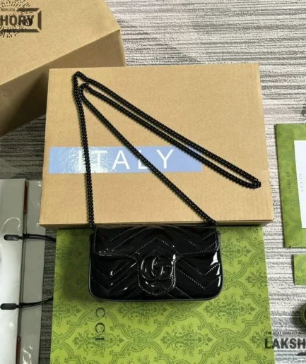 Gucci 1:1 Mirror Replica GG Marmont Patent Super Mini Bag Black 16.5CM/6.5IN Gucci Replica Marmont Bags