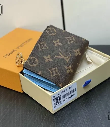 Louis Vuitton 1:1 Mirror Replica Lisa Wallet Monogram Canvas 11.5CM/4.5IN Louis Vuitton Replica Wallets Louis Vuitton 1:1 Mirror Replica Lisa Wallet Monogram Canvas 11.5CM/4.5IN Louis Vuitton Replica Wallets
