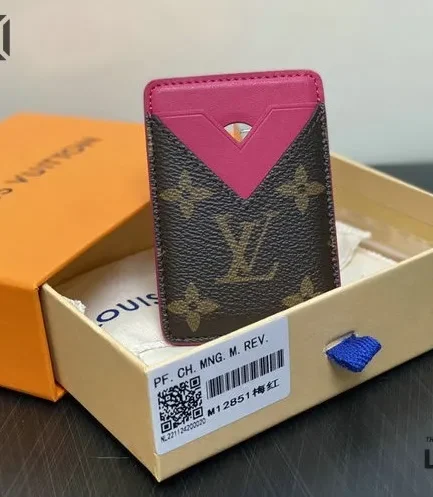 Louis Vuitton 1:1 Mirror Replica Porte-Cartes Magnet Monogram Eclipse 6.5CM/2.6IN Louis Vuitton Replica Wallets