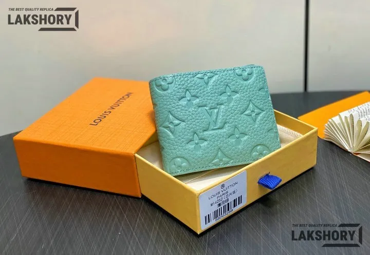 Louis Vuitton 1:1 Mirror Replica Multiple Wallet Taurillon Monogram 11CM/4.3IN Louis Vuitton Replica Wallets Louis Vuitton 1:1 Mirror Replica Multiple Wallet Taurillon Monogram 11CM/4.3IN Louis Vuitton Replica Wallets