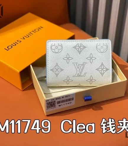 Louis Vuitton 1:1 Mirror Replica Claa Wallet Mahina Leather White Black 11CM/4.3IN Louis Vuitton Replica Wallets