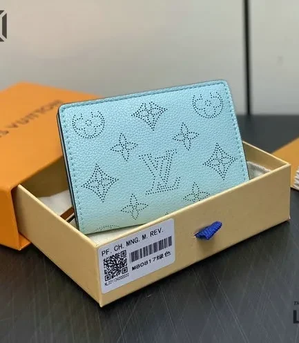 Louis Vuitton 1:1 Mirror Replica Clea Wallet Mahina Blue 11CM/4.3IN Louis Vuitton Replica Wallets