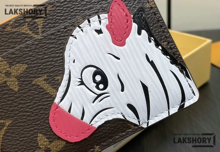 Louis Vuitton 1:1 Mirror Replica x Sun Yitian Card Holder Monogram 7CM/2.8IN Louis Vuitton Replica Wallets Louis Vuitton 1:1 Mirror Replica x Sun Yitian Card Holder Monogram 7CM/2.8IN Louis Vuitton Replica Wallets