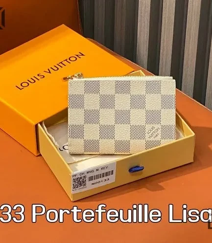 Louis Vuitton 1:1 Mirror Replica Lisa Wallet Damier Azur Canvas 11.5CM/4.5IN Louis Vuitton Replica Wallets Louis Vuitton 1:1 Mirror Replica Lisa Wallet Damier Azur Canvas 11.5CM/4.5IN Louis Vuitton Replica Wallets