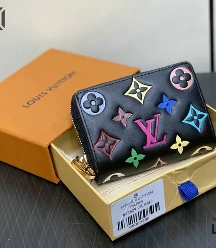 Louis Vuitton 1:1 Mirror Replica Lambskin Embossed Monogram LV Ski Lou Coussin Wallet 11CM/4.3IN Louis Vuitton Replica Wallets