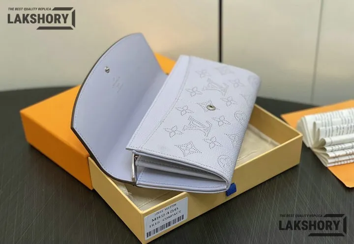 Louis Vuitton 1:1 Mirror Replica Mahina Iris Wallet NM 19CM/7.5IN Louis Vuitton Replica Wallets Louis Vuitton 1:1 Mirror Replica Mahina Iris Wallet NM 19CM/7.5IN Louis Vuitton Replica Wallets